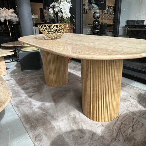Travertine eettafel ovaal