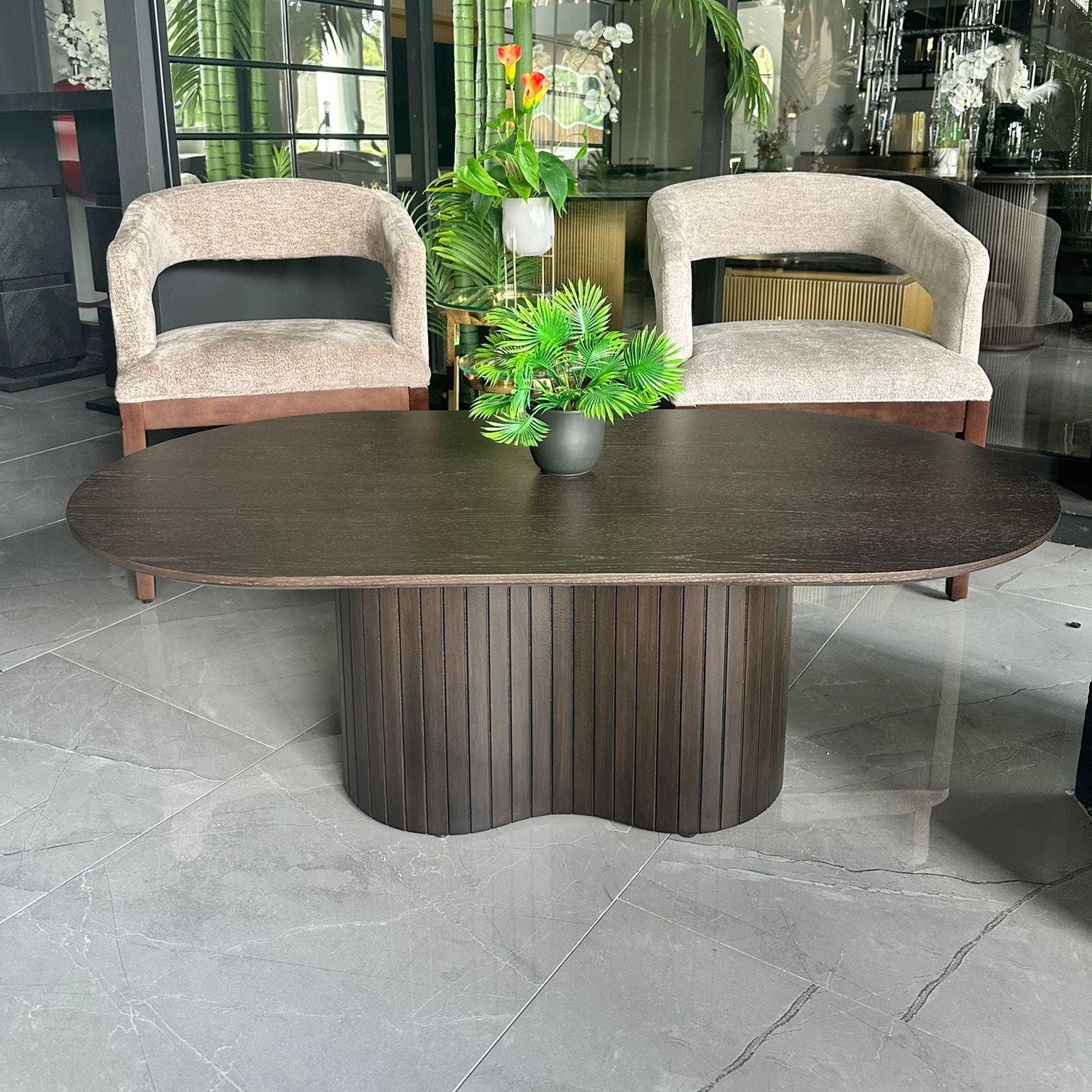 Salontafel Ovaal – Taurus bruin met Ribbel Design