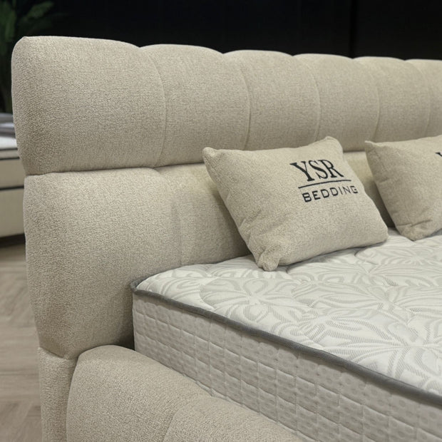 Boxspring Fendi met Opbergruimte – Beige / Crème