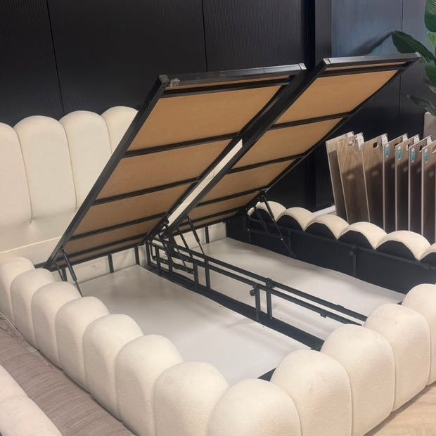 Boxspring Piano 2